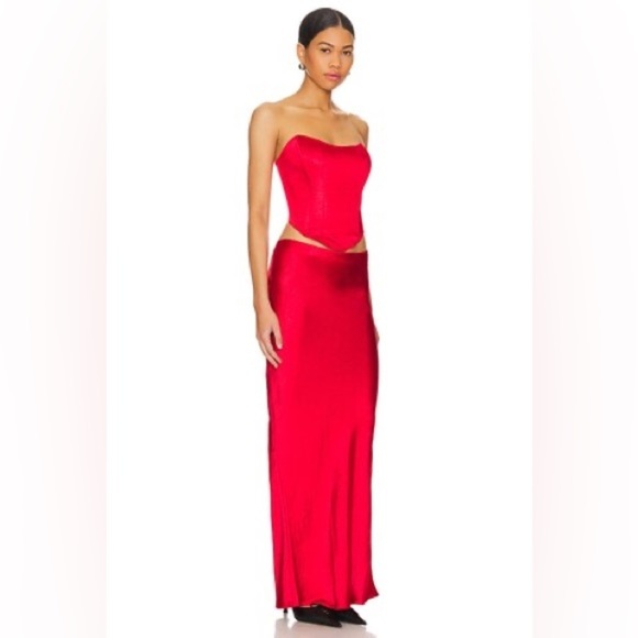 Superdown Red ‘Calla’ Satin Skirt - Picture 8 of 10